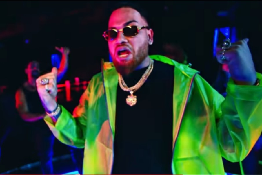 More information about "Miky Woodz - "Así Eh""